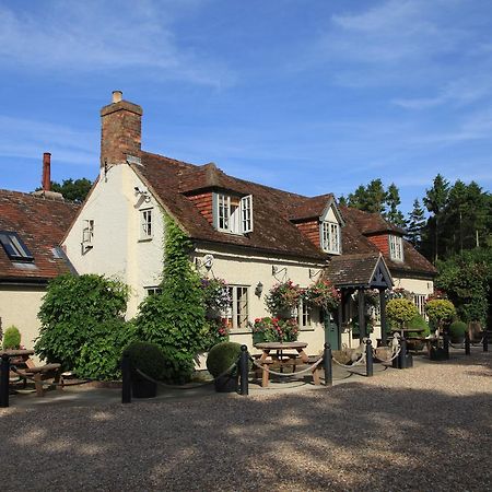 The Black Horse At Ireland Shefford Exterior photo